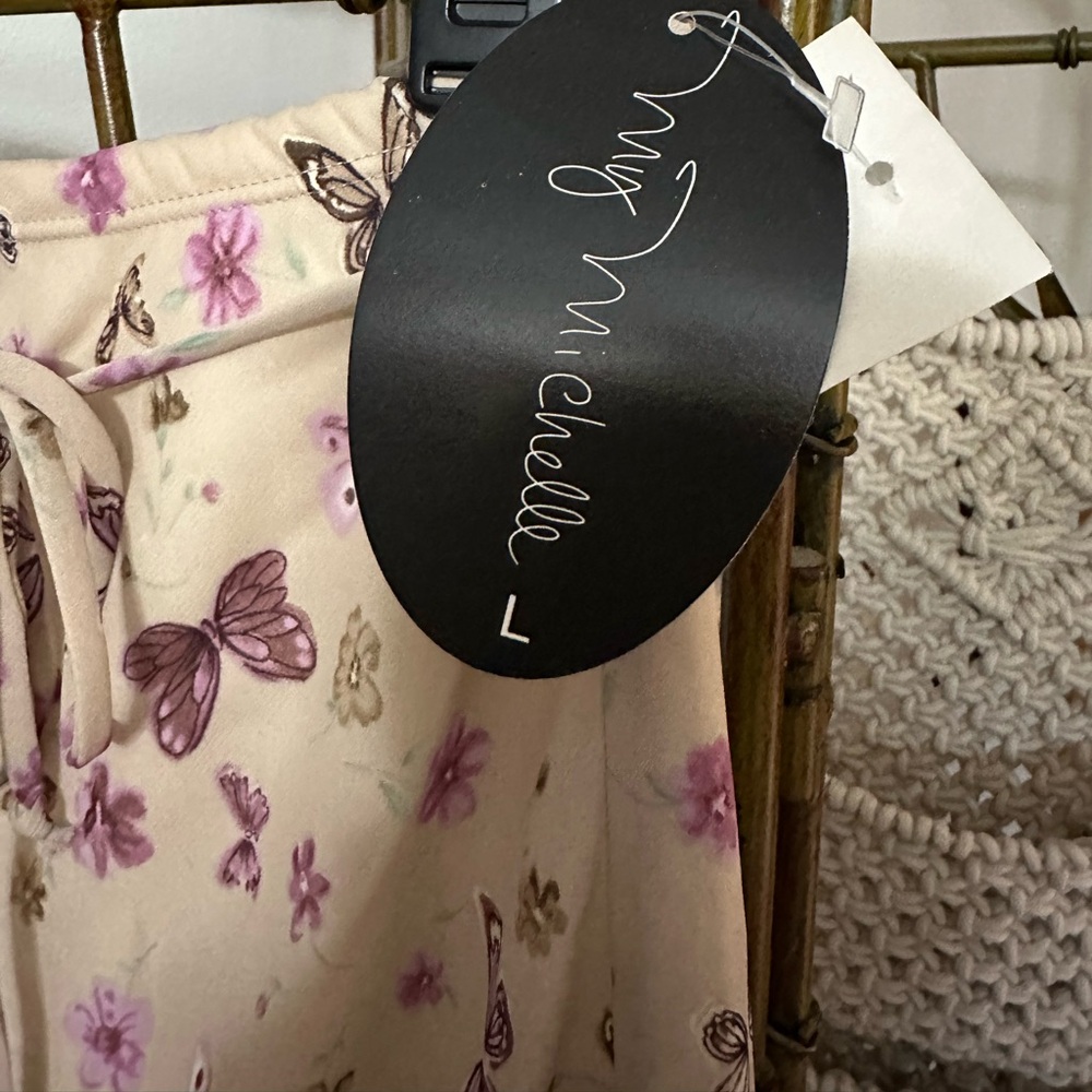 My Michelle Floral Butterfly Print Chiffon Skirt - Tan and Purple/Pink. NWT L - Picture 4 of 7